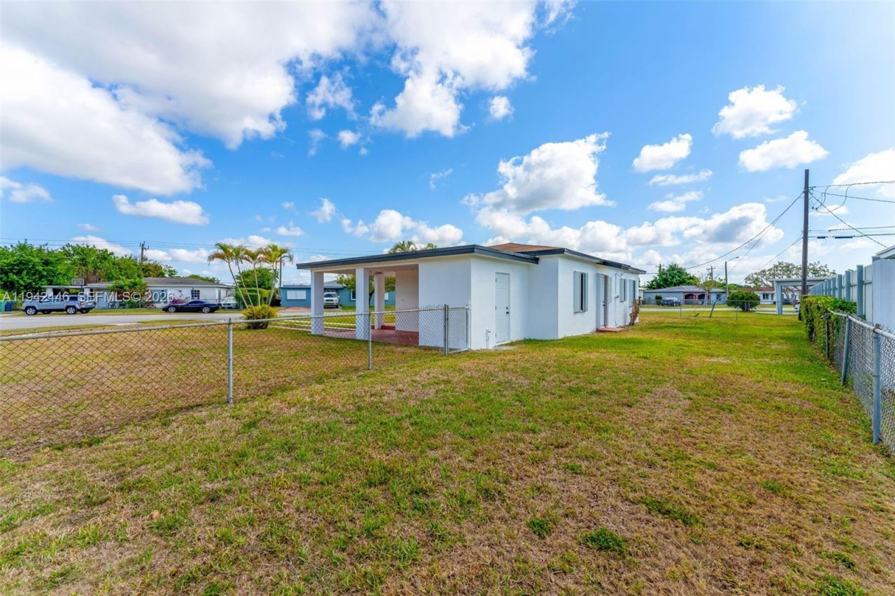 14401 Pierce St , Miami, FL 33176 Photo