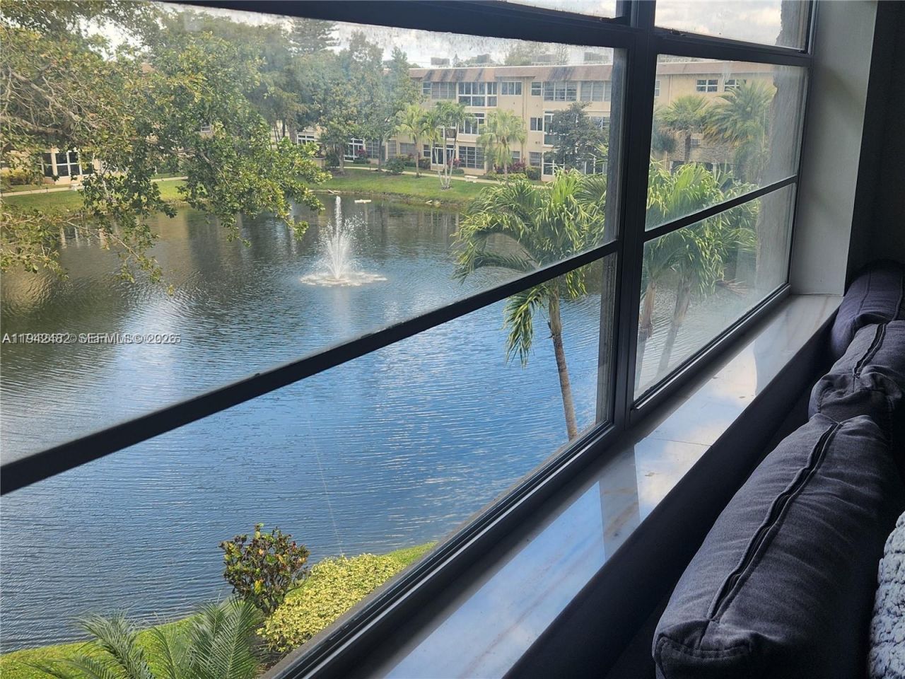 5001 NW 34th St, Unit 305, Lauderdale Lakes, FL 33319 Photo