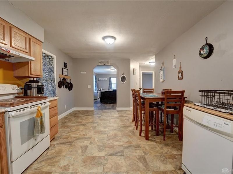 477 W State Route 571, Union City, OH 45390 Photo 12