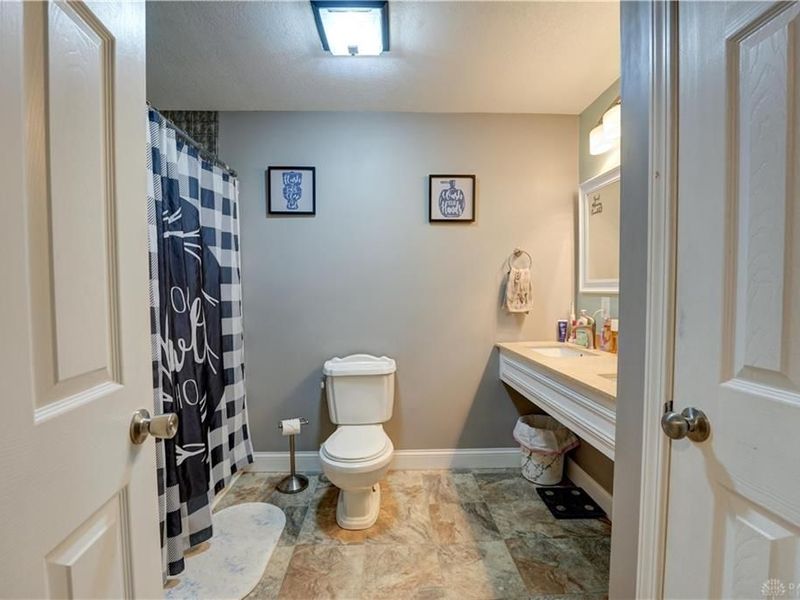 477 W State Route 571, Union City, OH 45390 Photo 13