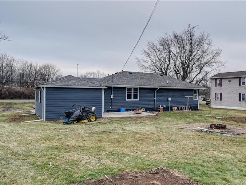 477 W State Route 571, Union City, OH 45390 Photo 6