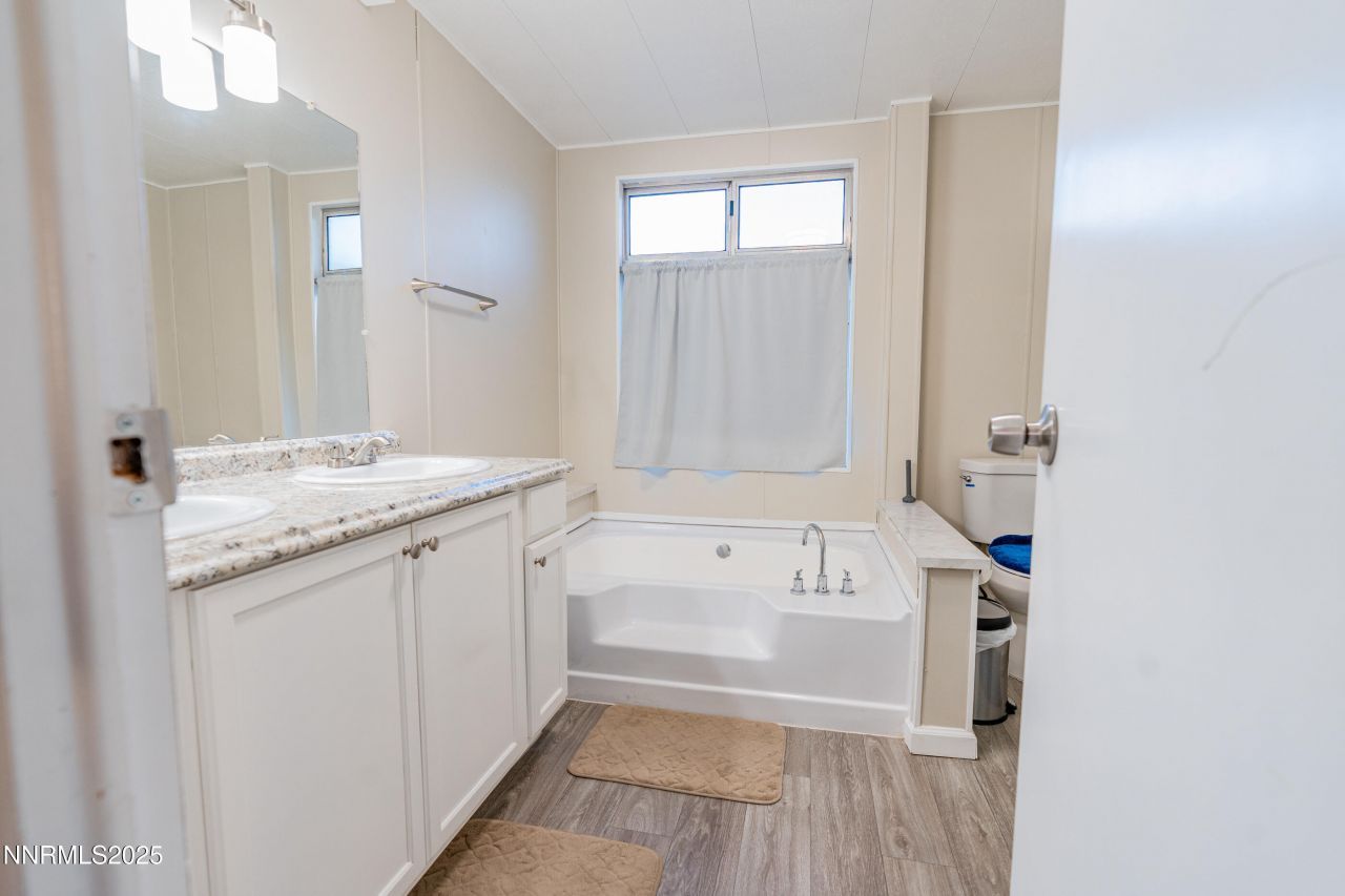 16180 Rhyolite Circle, Reno, NV 89521 Photo