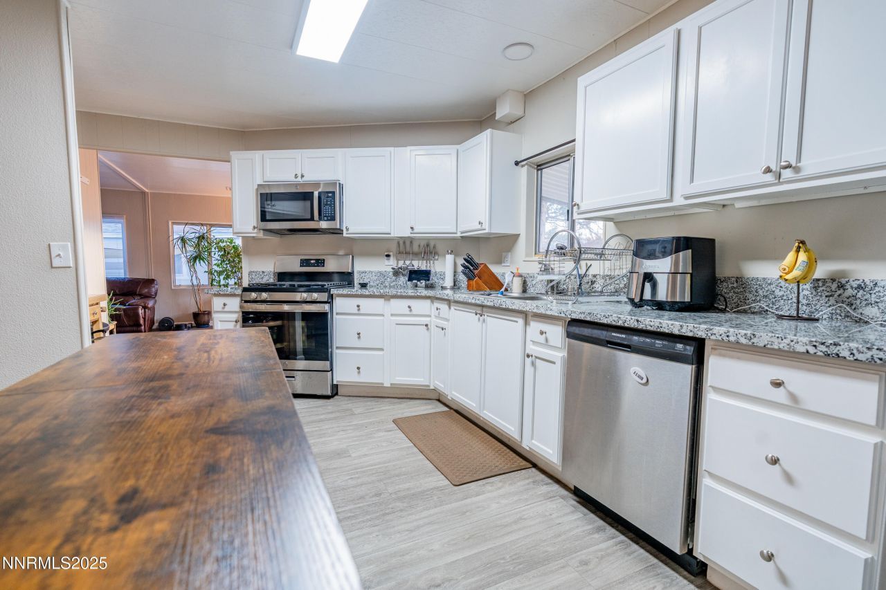 16180 Rhyolite Circle, Reno, NV 89521 Photo