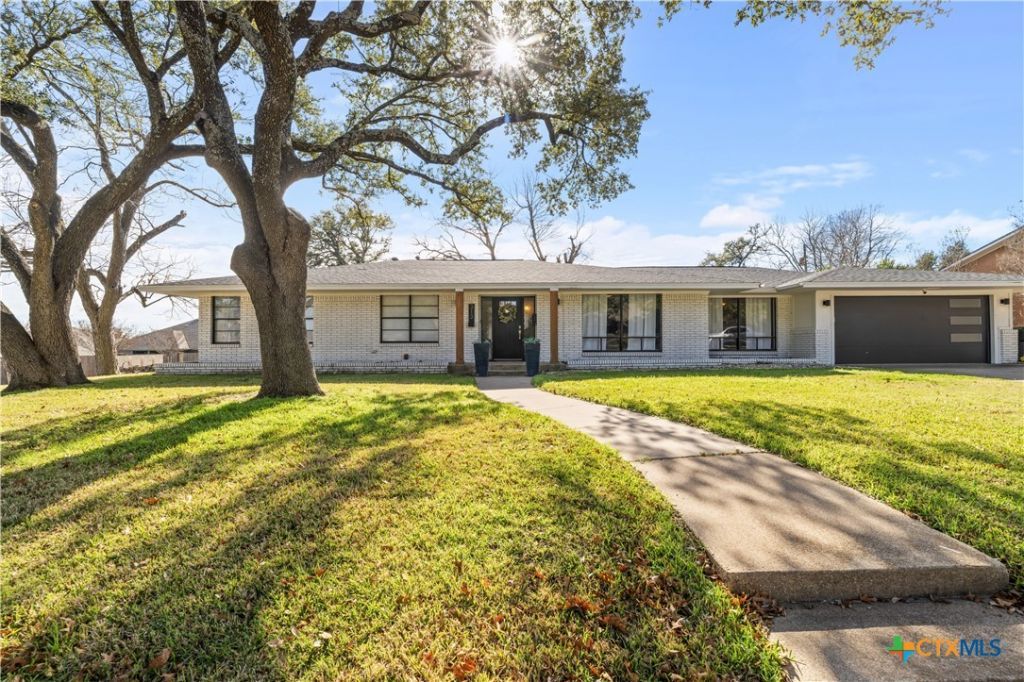 313 E Zenith Avenue, Temple, TX 76501 Main Photo