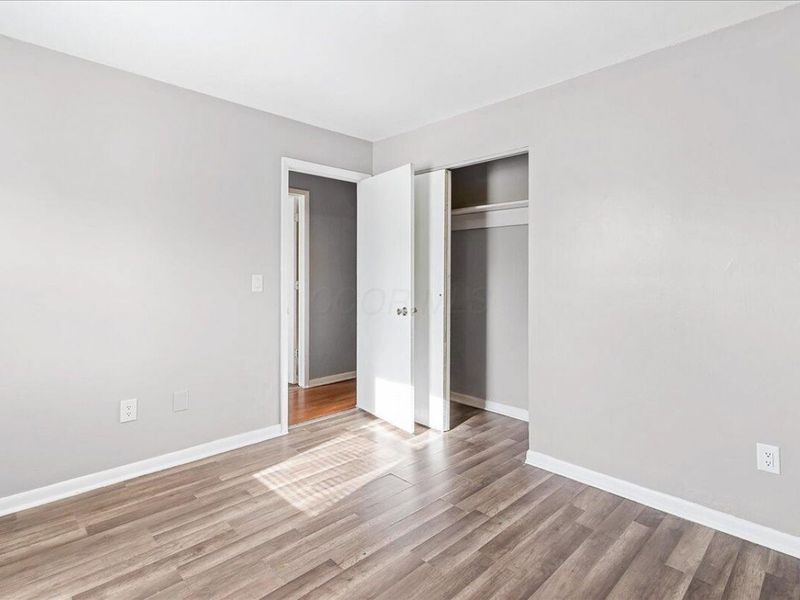 663 E 2nd Avenue, Columbus, OH 43201 Photo 16