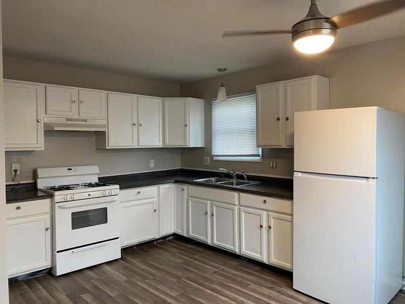 663 E 2nd Avenue, Columbus, OH 43201 Photo 6