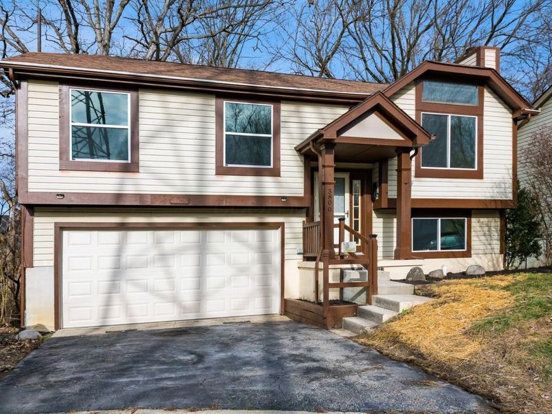 3800 Mount Hood Court, Columbus, OH 43230 Photo 2