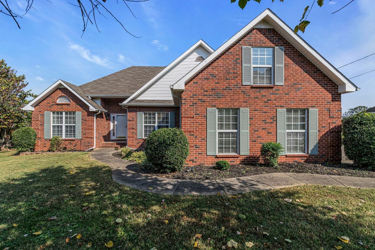 207 Andy Johns Dr, Smyrna, TN 37167 Main Photo