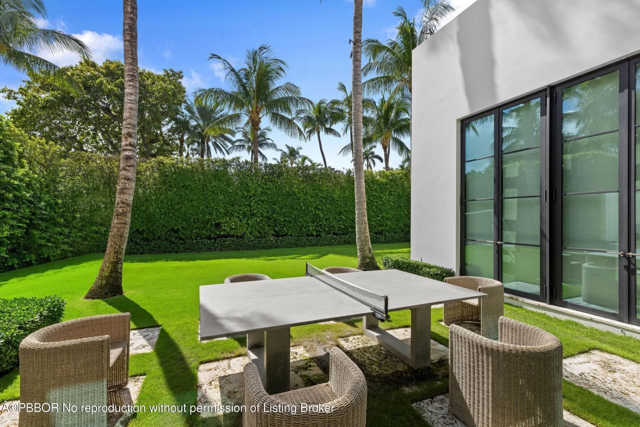 241 Jungle Road, Palm Beach, FL 33480 Photo