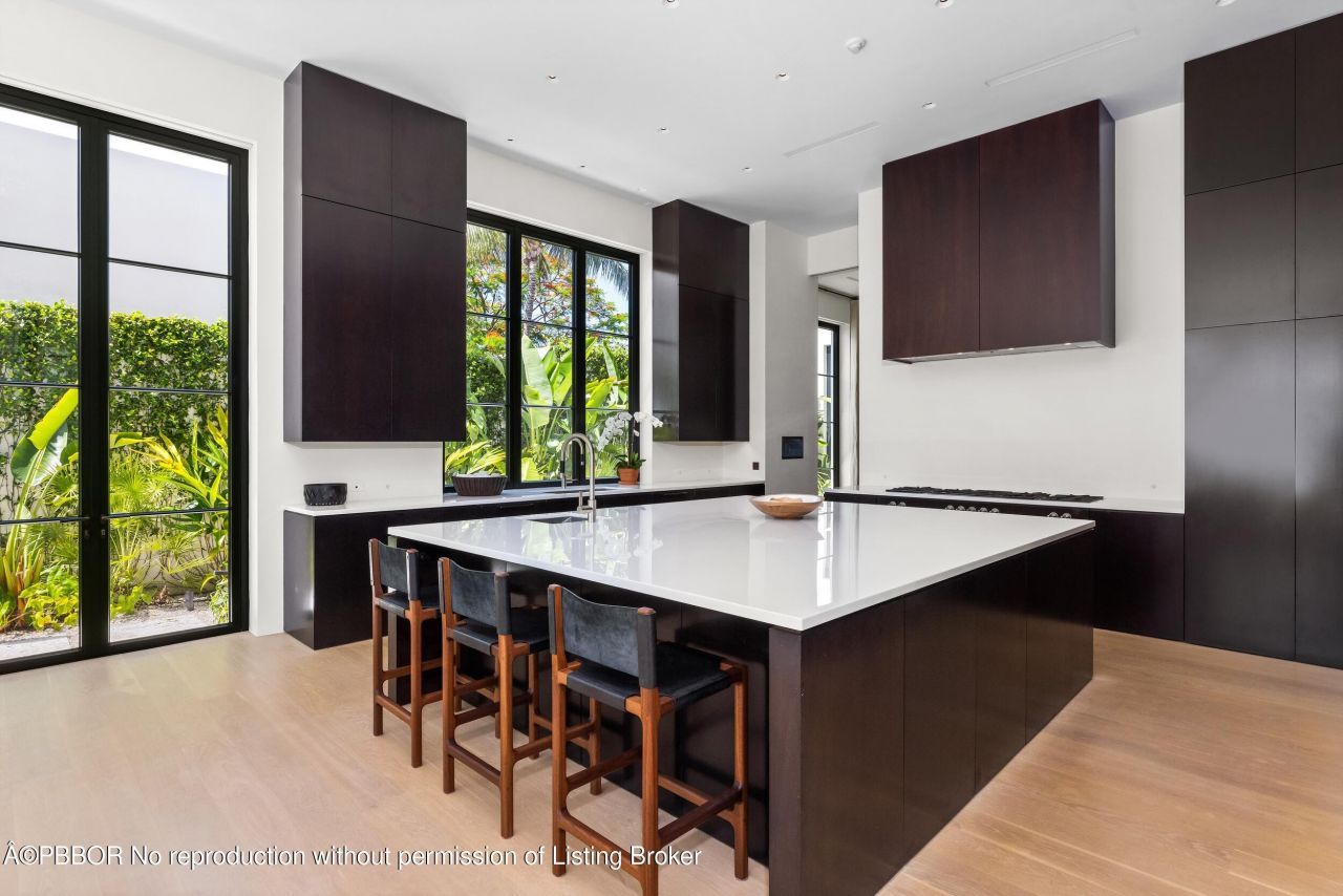 241 Jungle Road, Palm Beach, FL 33480 Photo