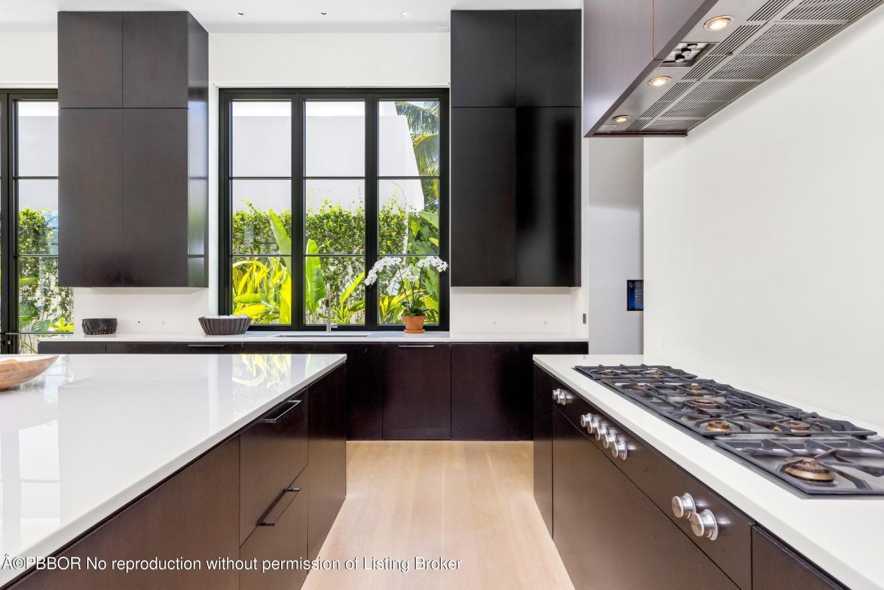 241 Jungle Road, Palm Beach, FL 33480 Photo