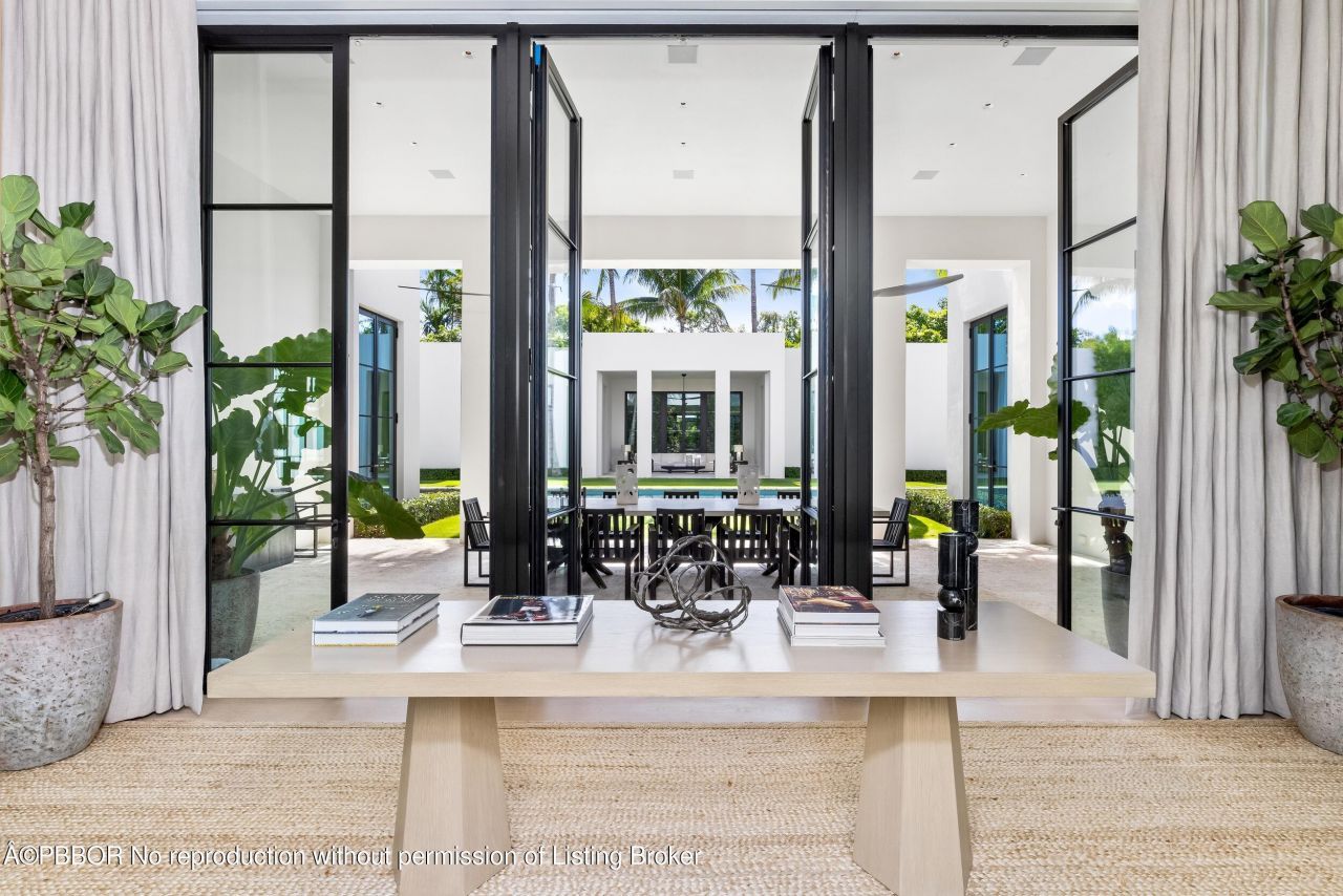 241 Jungle Road, Palm Beach, FL 33480 Photo