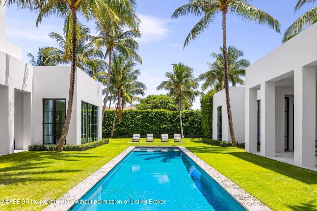 241 Jungle Road, Palm Beach, FL 33480 Photo