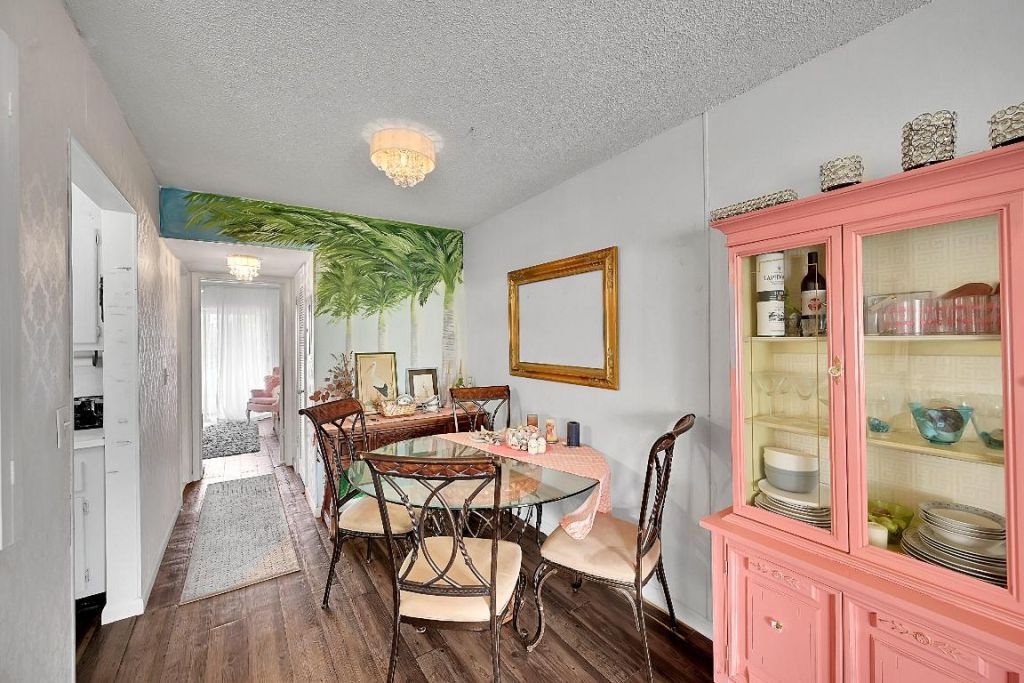 312 Sheffield M, West Palm Beach, FL 33417 Photo