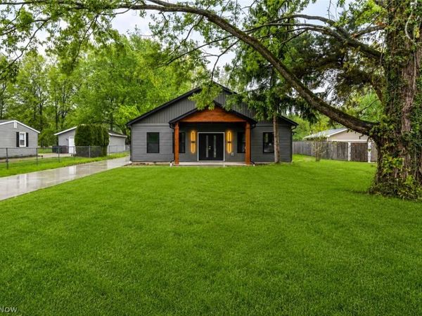 33743 Henwell Road, Columbia Station, OH 44028