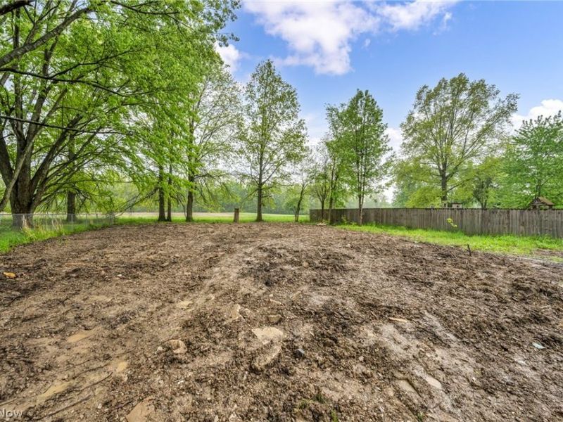 33743 Henwell Road, Columbia Station, OH 44028 Photo 16