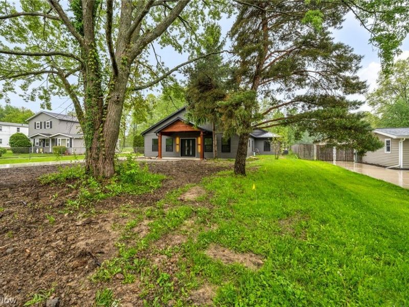 33743 Henwell Road, Columbia Station, OH 44028 Photo 5