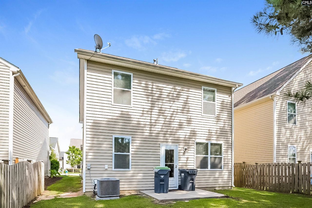 140 Whitton Court Photo 19