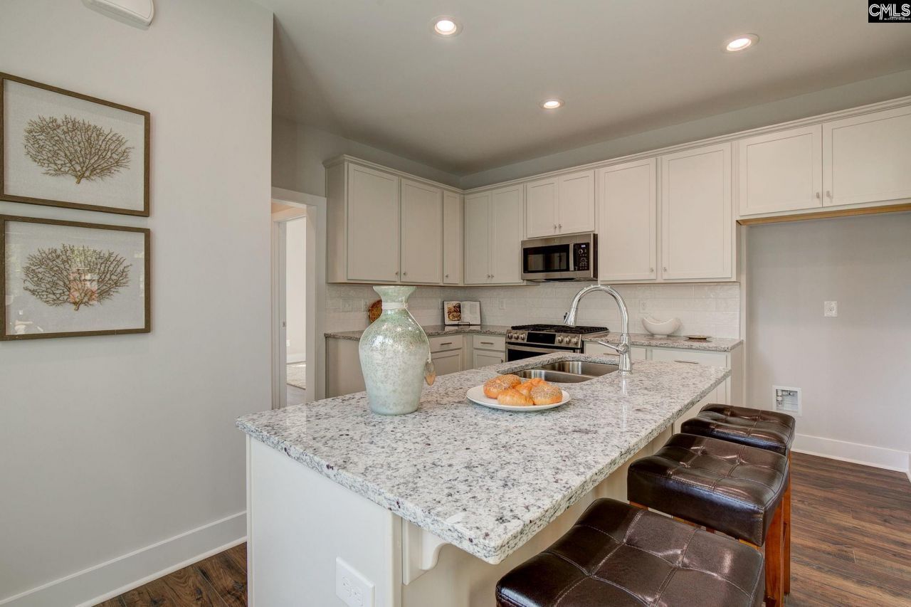 746 Poplar Street Photo 19