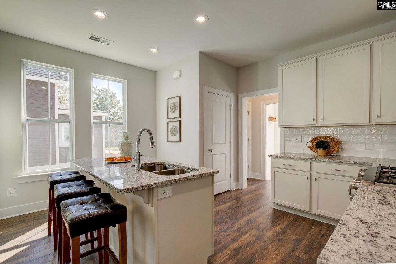 746 Poplar Street Photo 21