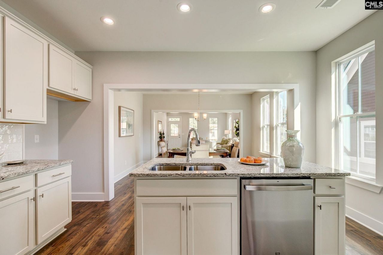 746 Poplar Street Photo 23