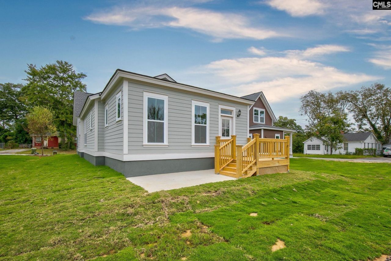 746 Poplar Street Photo 35