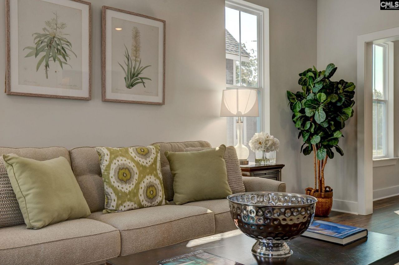 746 Poplar Street Photo 7