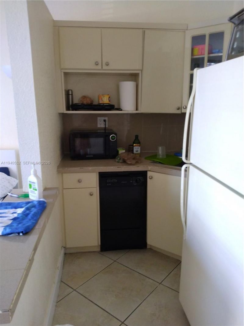 700 Biltmore Way , Unit 216, Coral Gables, FL 33134 Photo