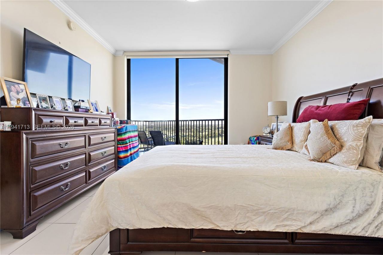 5252 NW 85th Ave, Unit 1110, Doral, FL 33166 Photo