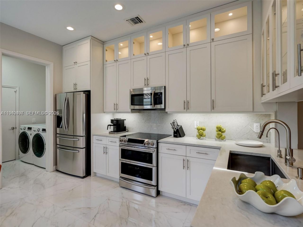 963 S Harbor Vw S, Hollywood, FL 33019 Photo