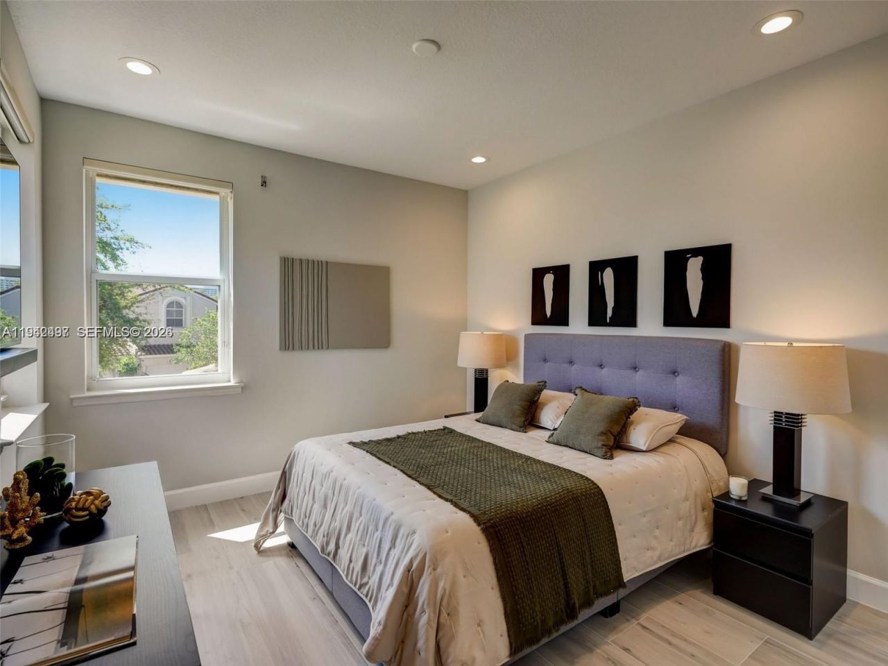 963 S Harbor Vw S, Hollywood, FL 33019 Photo