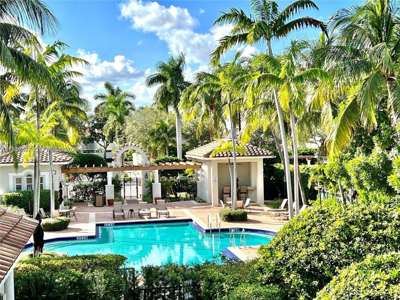 963 S Harbor Vw S, Hollywood, FL 33019 Photo