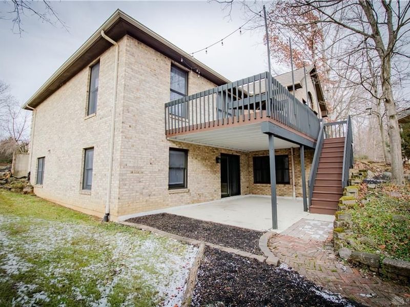 2719 Sycamore Ridge Court, Beavercreek, OH 45431 Photo 2