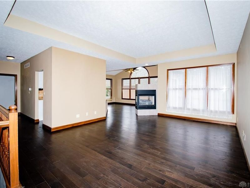 2719 Sycamore Ridge Court, Beavercreek, OH 45431 Photo 3