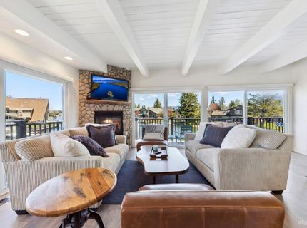 2081 Venice Drive, Unit 280, South Lake Tahoe, CA 96150 Photo