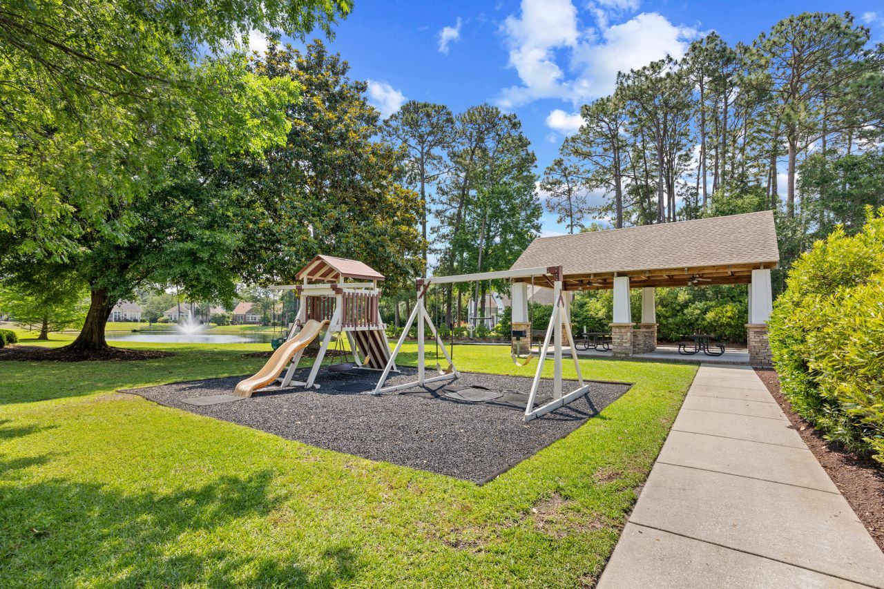 86 Wickham Court Photo 23