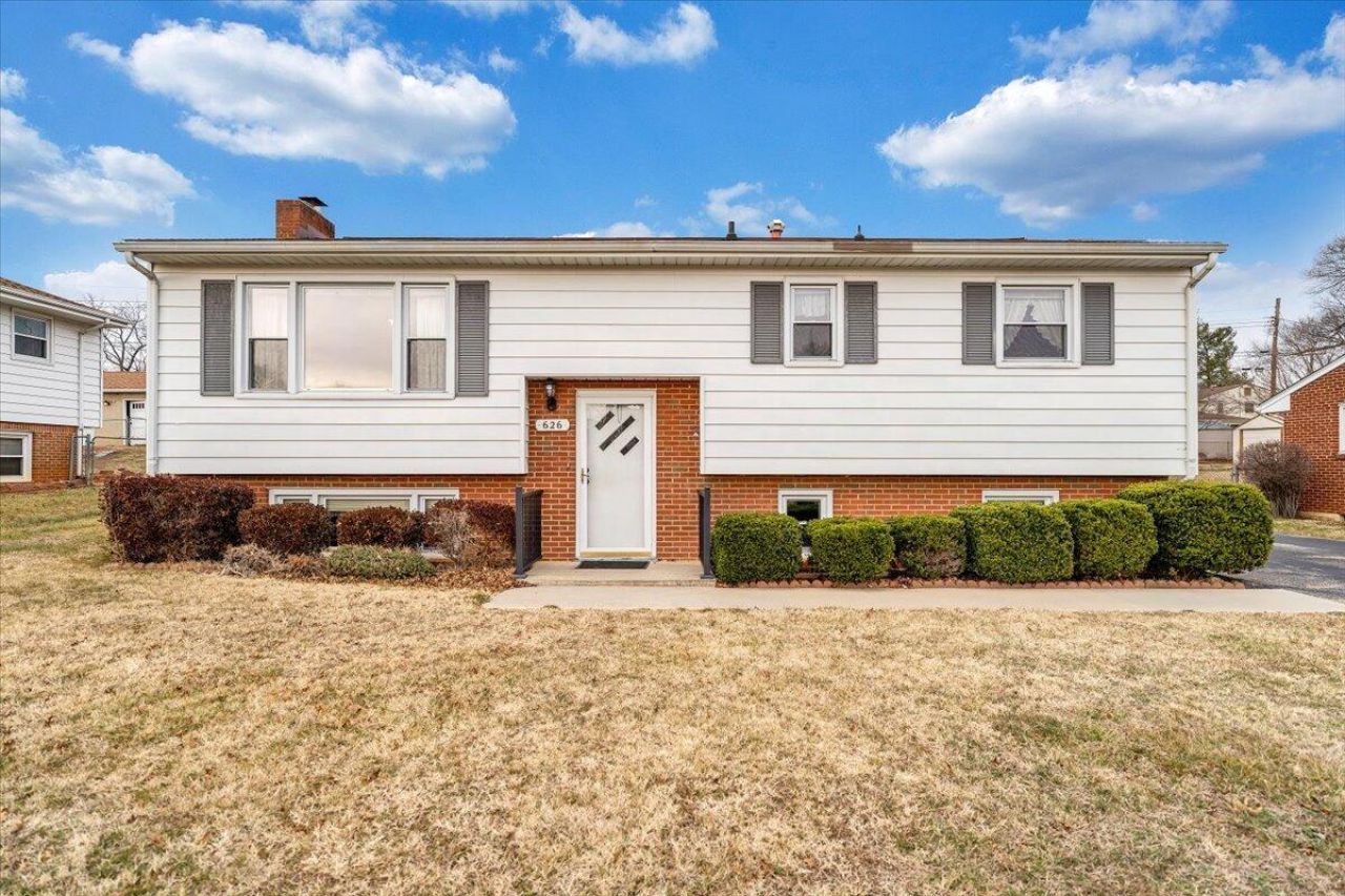 626 Santee Rd, Roanoke, VA 24019 Main Photo