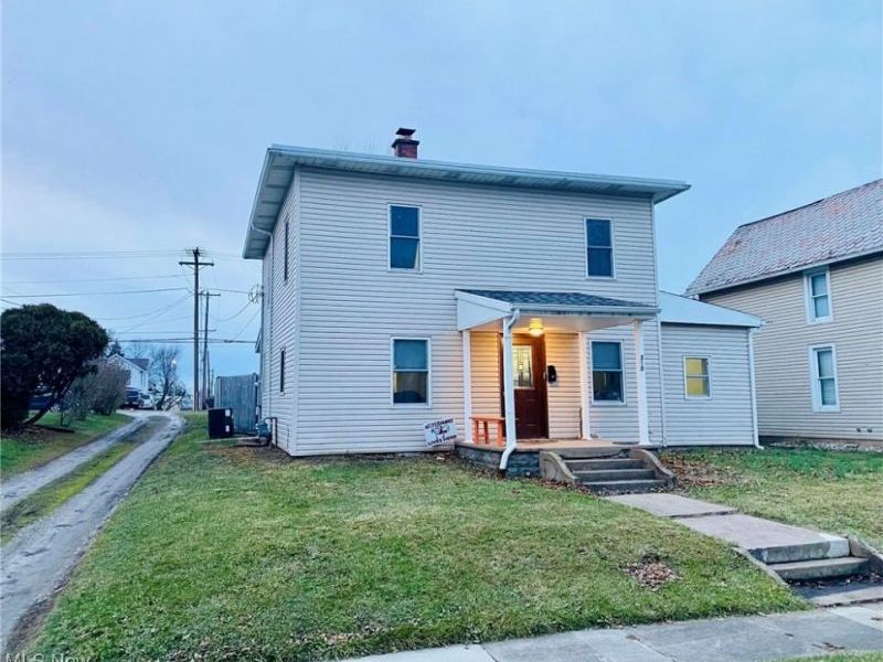 310 Woodbine Street, Willard, OH 44890 Photo 2