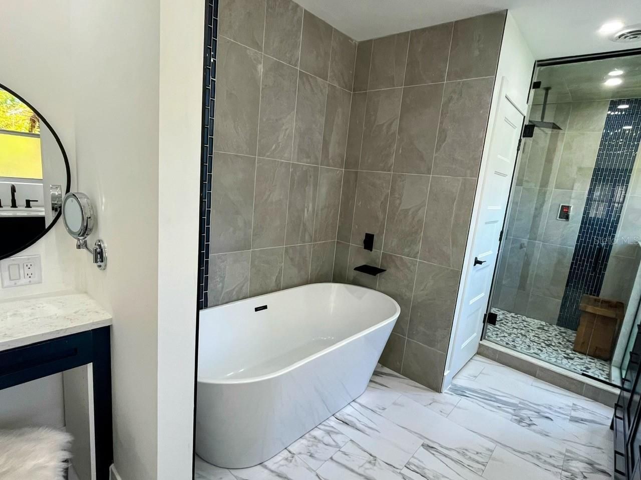 703 Whitfield Avenue, Sarasota, FL 34243 Photo