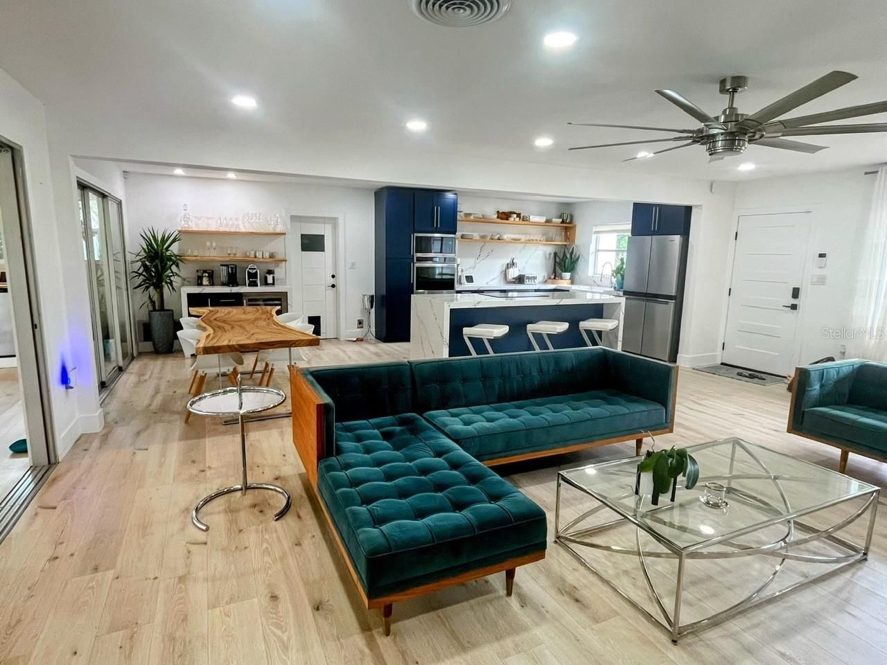 703 Whitfield Avenue, Sarasota, FL 34243 Photo