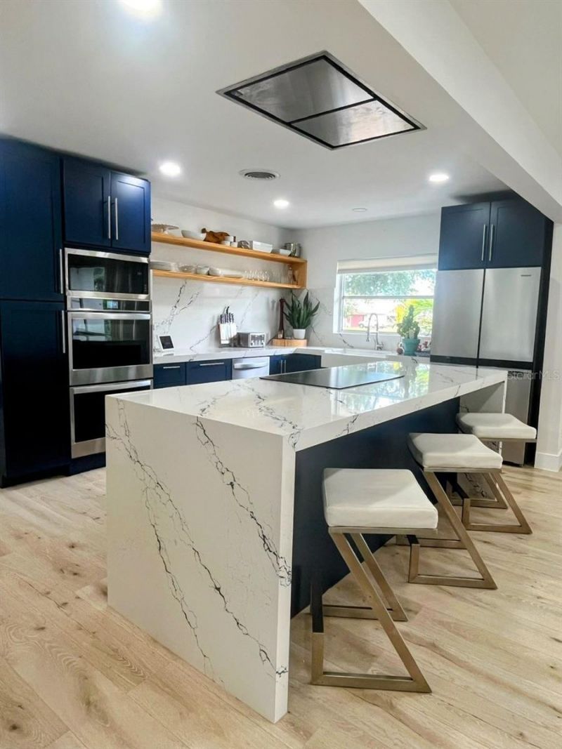 703 Whitfield Avenue, Sarasota, FL 34243 Photo