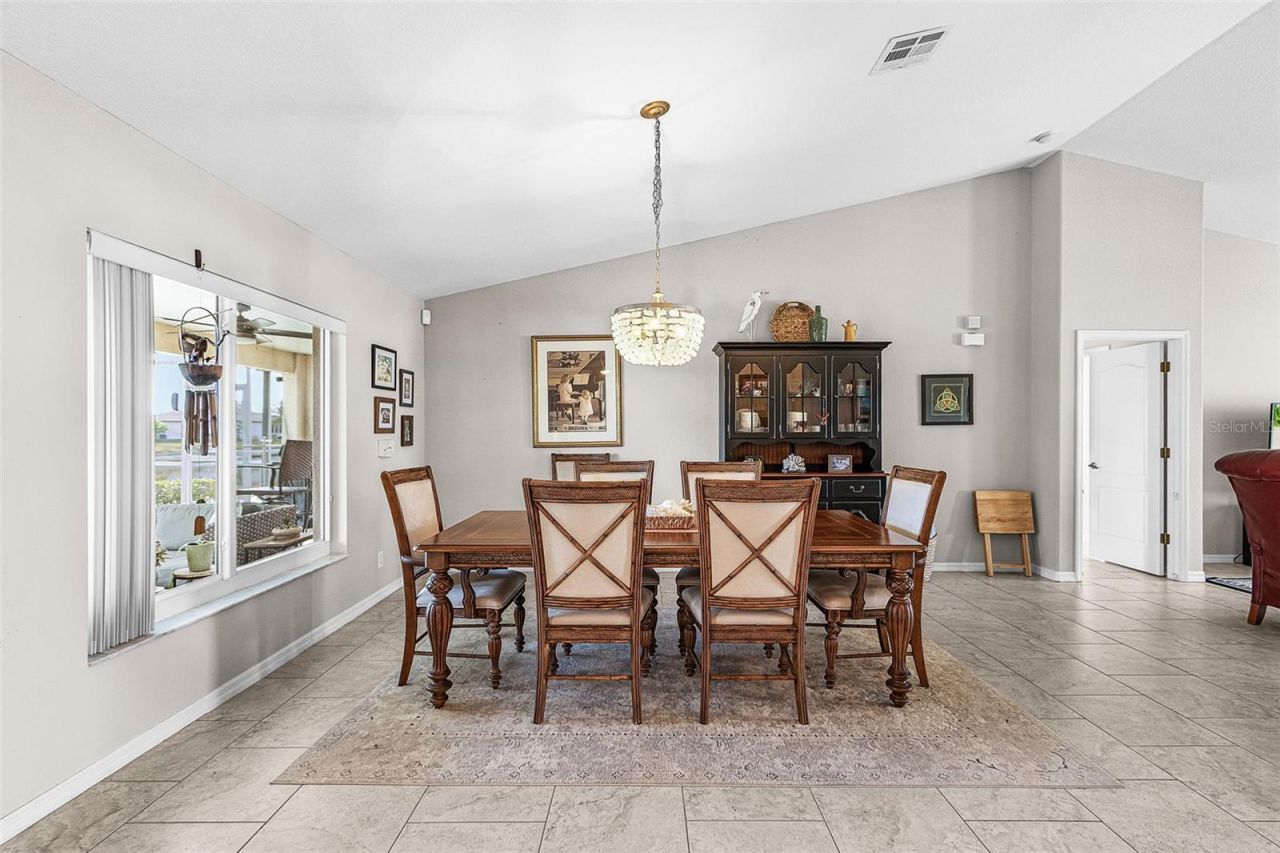 2847 NW 46th Place, Cape Coral, FL 33993 Photo