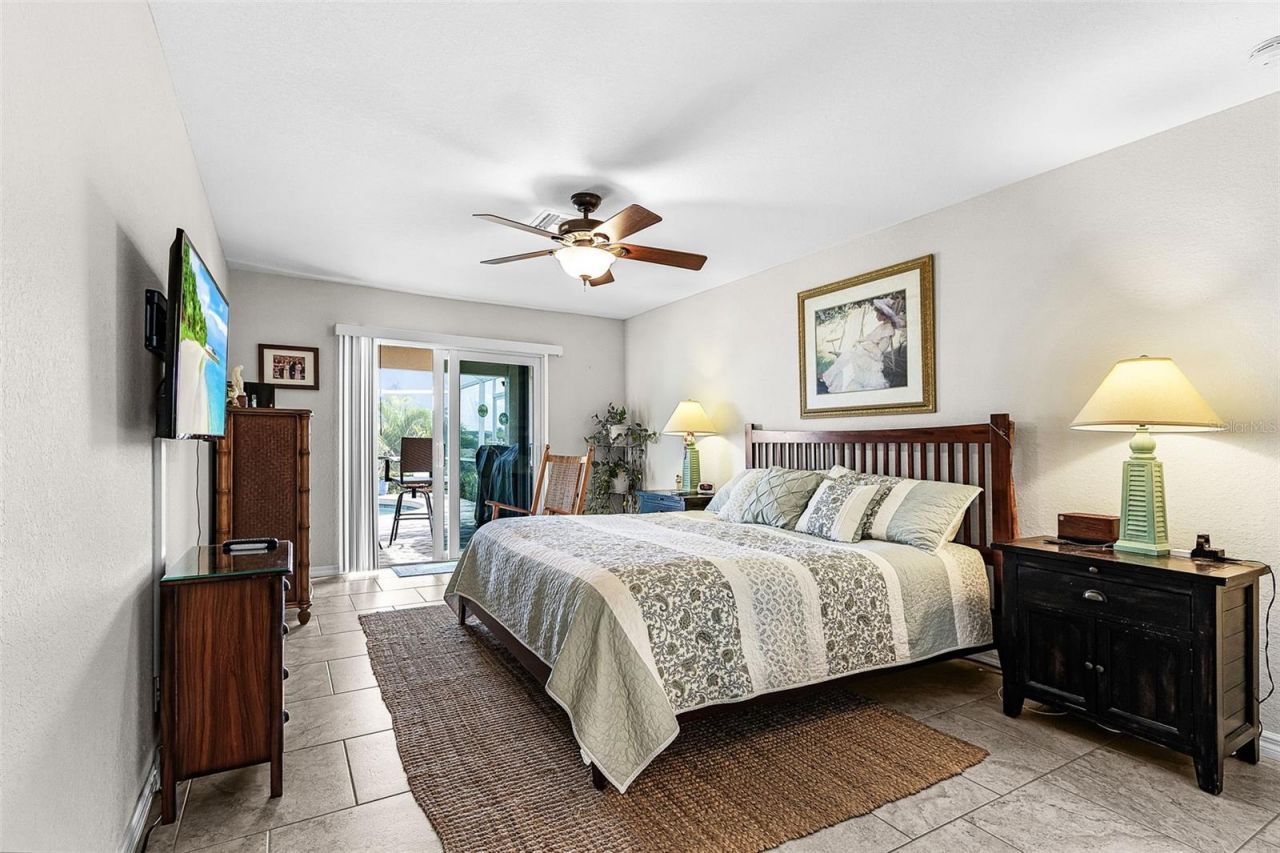 2847 NW 46th Place, Cape Coral, FL 33993 Photo