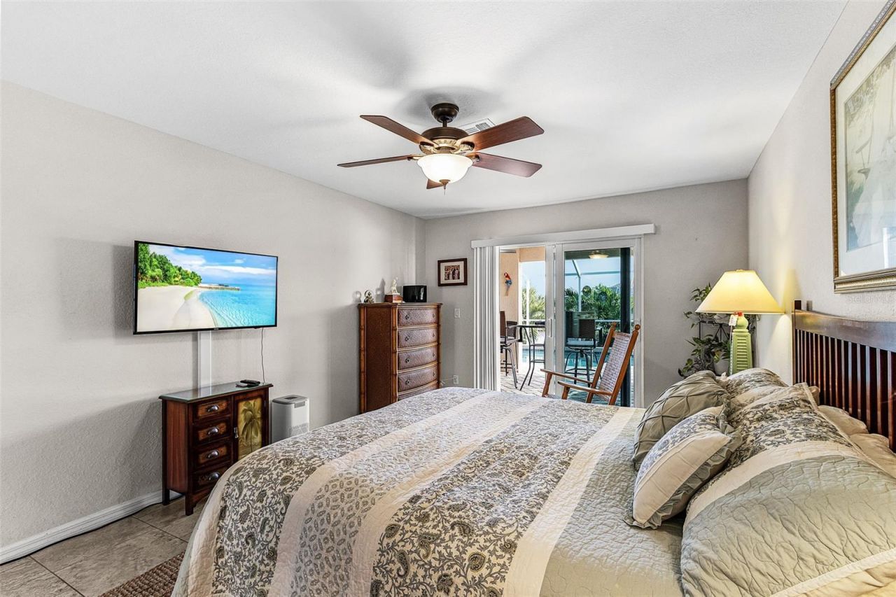 2847 NW 46th Place, Cape Coral, FL 33993 Photo
