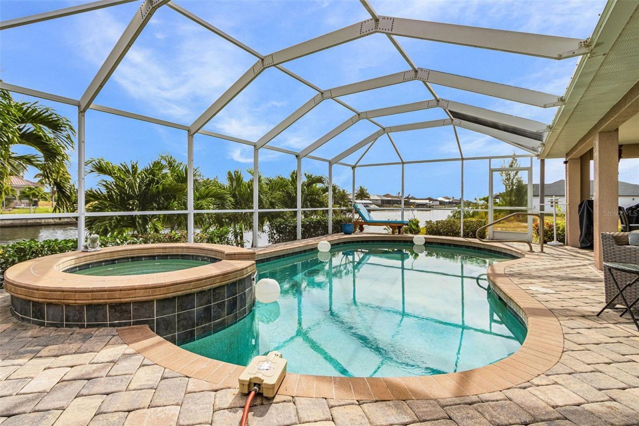 2847 NW 46th Place, Cape Coral, FL 33993 Photo
