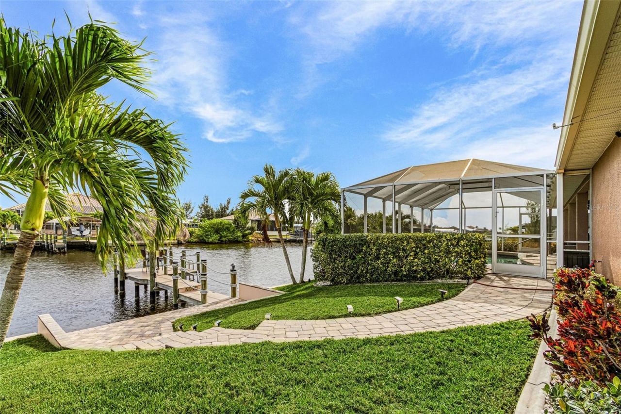 2847 NW 46th Place, Cape Coral, FL 33993 Photo