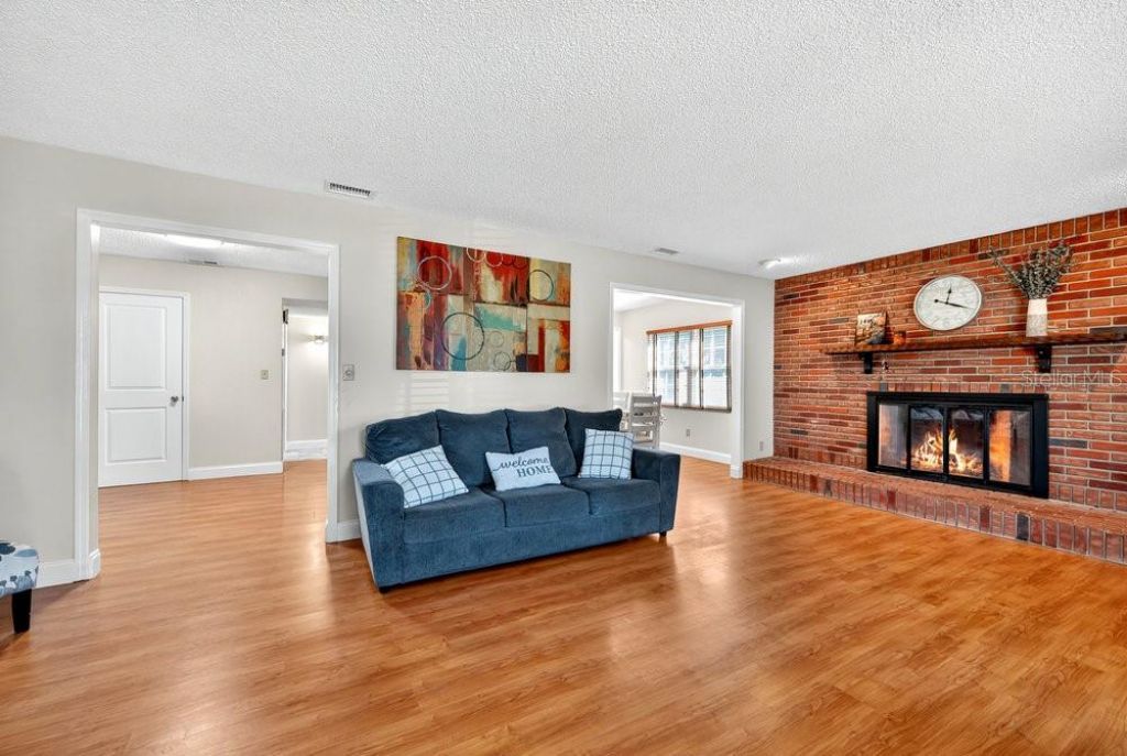 223 Denese Lane, Auburndale, FL 33823 Photo