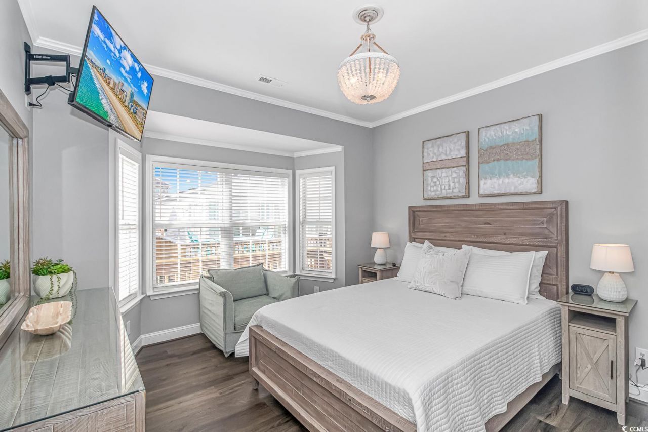 6001 - 1098 S Kings Hwy. Photo 12