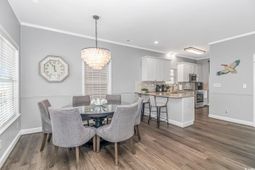 6001 - 1098 S Kings Hwy. photo 4