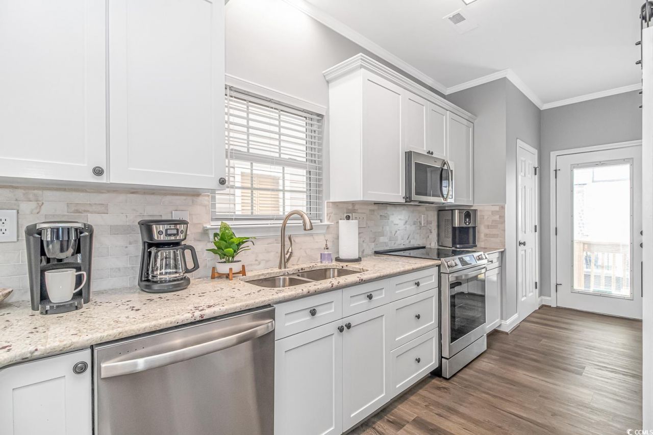 6001 - 1098 S Kings Hwy. Photo 8